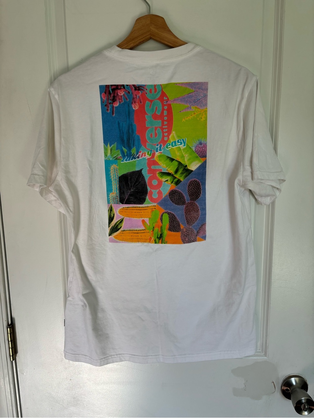 Converse White Neon Nature Graphic T-shirt L